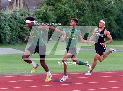 Thumbnail 1 in UIL 6A Area Championships (17 & 18) photogallery.