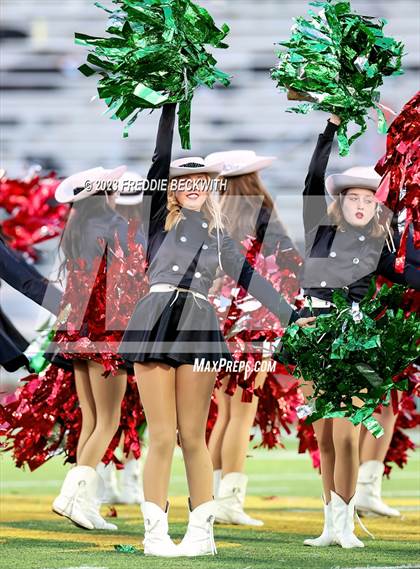 Thumbnail 2 in Gilmer vs. Aubrey (UIL 4A Regional Playoff) photogallery.