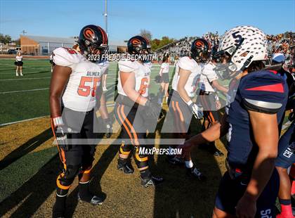 Thumbnail 2 in Gilmer vs. Aubrey (UIL 4A Regional Playoff) photogallery.