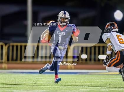Thumbnail 3 in Gilmer vs. Aubrey (UIL 4A Regional Playoff) photogallery.