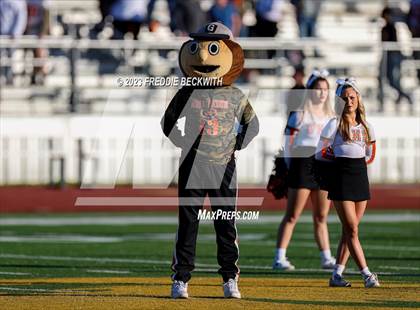 Thumbnail 2 in Gilmer vs. Aubrey (UIL 4A Regional Playoff) photogallery.