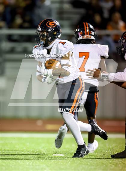 Thumbnail 2 in Gilmer vs. Aubrey (UIL 4A Regional Playoff) photogallery.