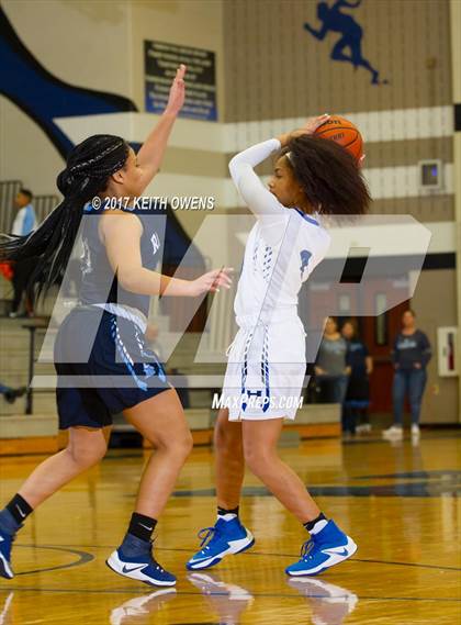 Thumbnail 1 in Bell @ Hebron photogallery.
