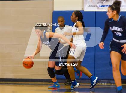 Thumbnail 1 in Bell @ Hebron photogallery.