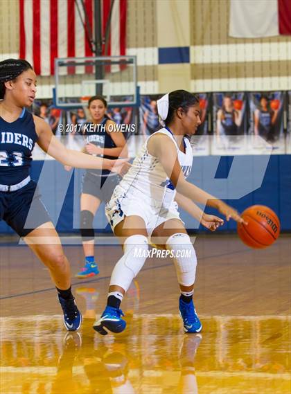 Thumbnail 3 in Bell @ Hebron photogallery.