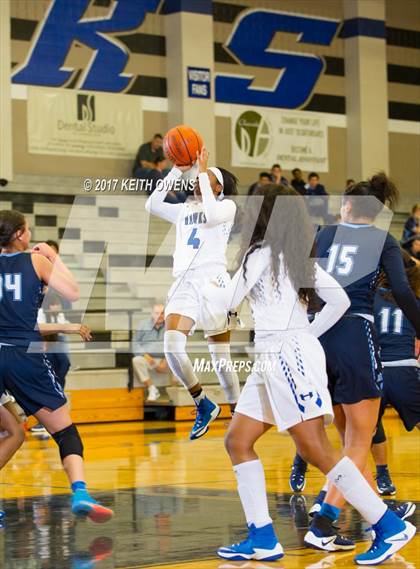 Thumbnail 2 in Bell @ Hebron photogallery.