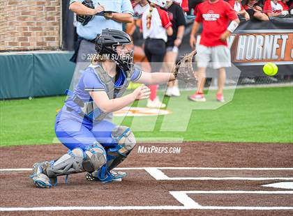 Thumbnail 1 in Burton vs Leon (UIL 2A Region IV Bi-District) photogallery.