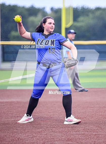 Thumbnail 2 in Burton vs Leon (UIL 2A Region IV Bi-District) photogallery.