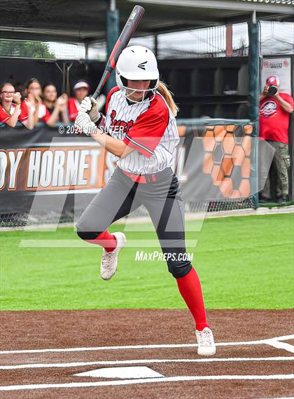 Thumbnail 3 in Burton vs Leon (UIL 2A Region IV Bi-District) photogallery.