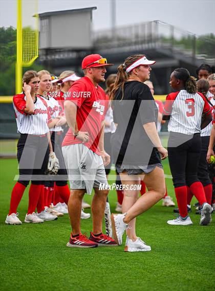 Thumbnail 2 in Burton vs Leon (UIL 2A Region IV Bi-District) photogallery.