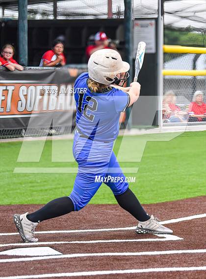 Thumbnail 2 in Burton vs Leon (UIL 2A Region IV Bi-District) photogallery.
