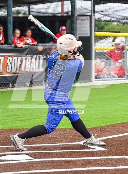 Thumbnail 3 in Burton vs Leon (UIL 2A Region IV Bi-District) photogallery.
