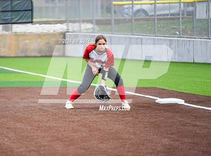 Thumbnail 1 in Burton vs Leon (UIL 2A Region IV Bi-District) photogallery.
