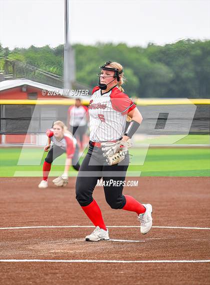 Thumbnail 2 in Burton vs Leon (UIL 2A Region IV Bi-District) photogallery.