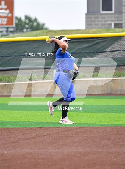Thumbnail 1 in Burton vs Leon (UIL 2A Region IV Bi-District) photogallery.