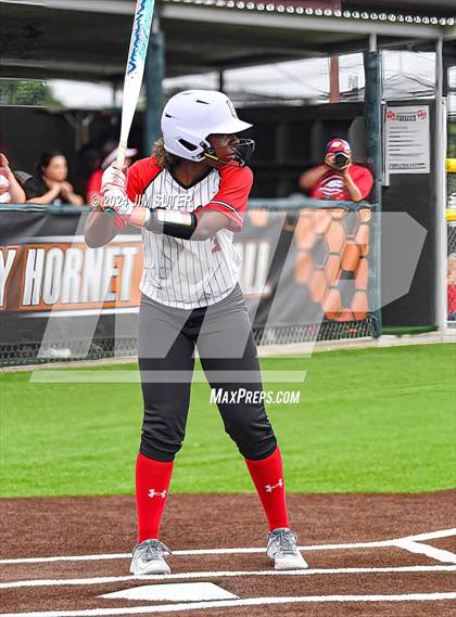 Thumbnail 3 in Burton vs Leon (UIL 2A Region IV Bi-District) photogallery.