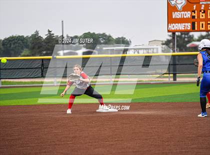Thumbnail 3 in Burton vs Leon (UIL 2A Region IV Bi-District) photogallery.