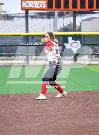 Thumbnail 2 in Burton vs Leon (UIL 2A Region IV Bi-District) photogallery.