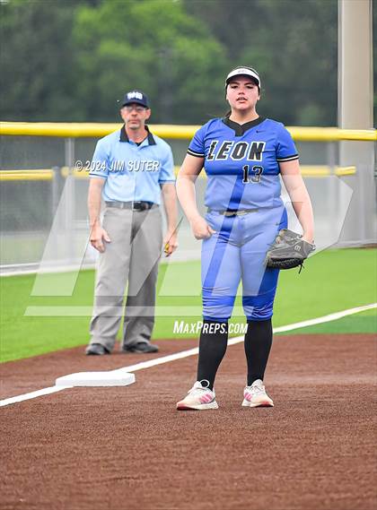 Thumbnail 1 in Burton vs Leon (UIL 2A Region IV Bi-District) photogallery.