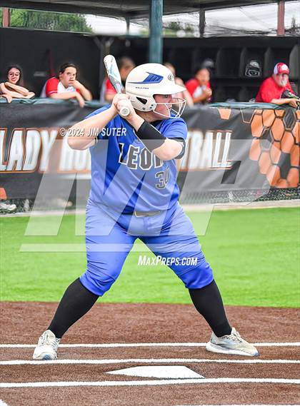 Thumbnail 1 in Burton vs Leon (UIL 2A Region IV Bi-District) photogallery.