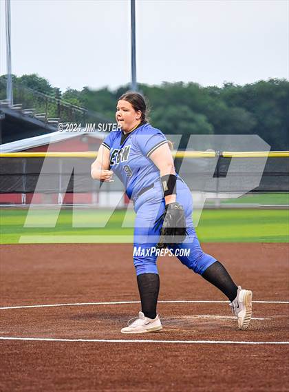 Thumbnail 3 in Burton vs Leon (UIL 2A Region IV Bi-District) photogallery.