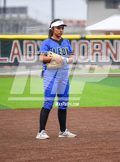 Thumbnail 1 in Burton vs Leon (UIL 2A Region IV Bi-District) photogallery.