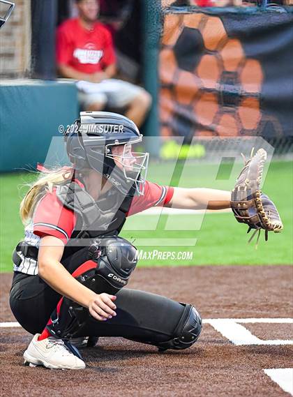 Thumbnail 2 in Burton vs Leon (UIL 2A Region IV Bi-District) photogallery.
