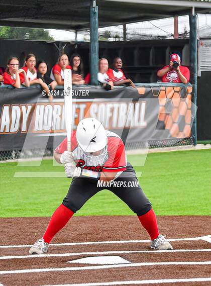 Thumbnail 3 in Burton vs Leon (UIL 2A Region IV Bi-District) photogallery.