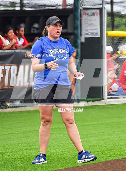 Thumbnail 3 in Burton vs Leon (UIL 2A Region IV Bi-District) photogallery.