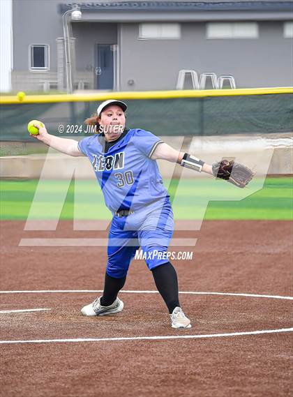 Thumbnail 2 in Burton vs Leon (UIL 2A Region IV Bi-District) photogallery.