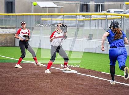 Thumbnail 2 in Burton vs Leon (UIL 2A Region IV Bi-District) photogallery.