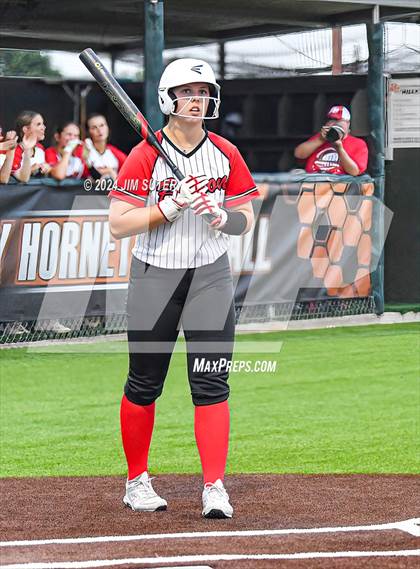 Thumbnail 3 in Burton vs Leon (UIL 2A Region IV Bi-District) photogallery.