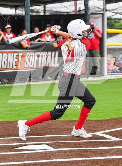 Thumbnail 2 in Burton vs Leon (UIL 2A Region IV Bi-District) photogallery.