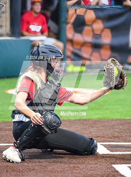 Thumbnail 1 in Burton vs Leon (UIL 2A Region IV Bi-District) photogallery.