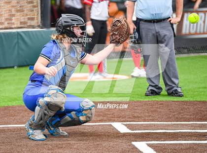 Thumbnail 2 in Burton vs Leon (UIL 2A Region IV Bi-District) photogallery.