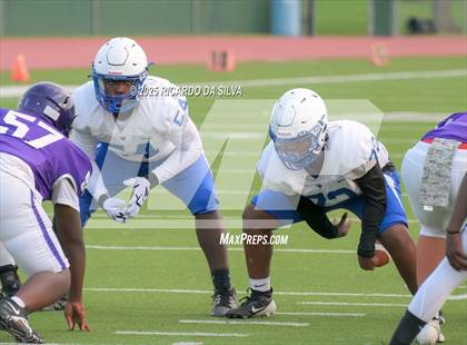 Thumbnail 2 in FR: Morton Ranch vs Katy Taylor (A Team) photogallery.