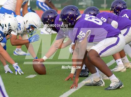 Thumbnail 3 in FR: Morton Ranch vs Katy Taylor (A Team) photogallery.