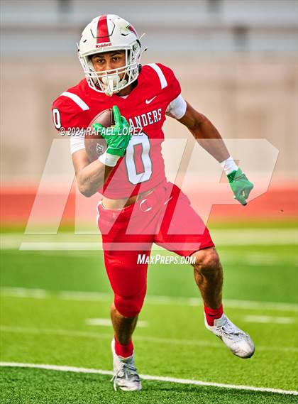 Thumbnail 1 in The Woodlands vs. Duncanville (UIL 6A D1 Football Regional) photogallery.