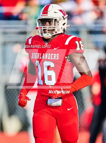 Thumbnail 3 in The Woodlands vs. Duncanville (UIL 6A D1 Football Regional) photogallery.