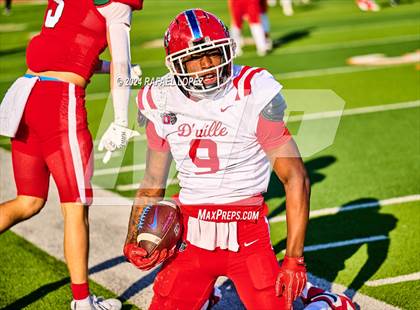 Thumbnail 3 in The Woodlands vs. Duncanville (UIL 6A D1 Football Regional) photogallery.