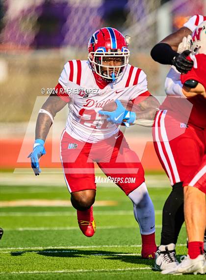 Thumbnail 2 in The Woodlands vs. Duncanville (UIL 6A D1 Football Regional) photogallery.