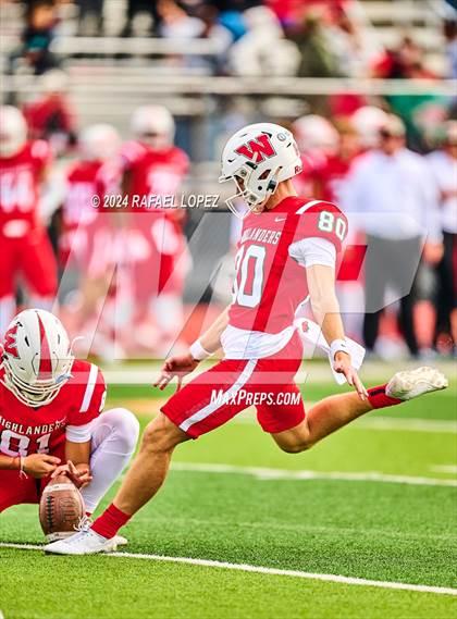 Thumbnail 2 in The Woodlands vs. Duncanville (UIL 6A D1 Football Regional) photogallery.