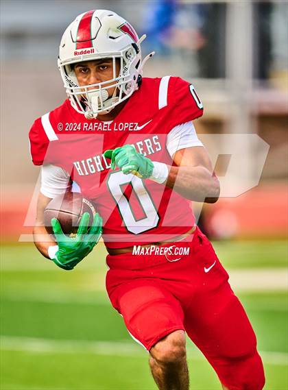 Thumbnail 2 in The Woodlands vs. Duncanville (UIL 6A D1 Football Regional) photogallery.