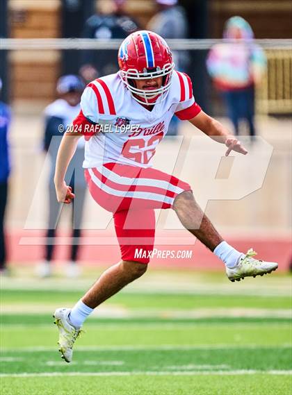 Thumbnail 1 in The Woodlands vs. Duncanville (UIL 6A D1 Football Regional) photogallery.