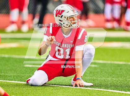 Thumbnail 2 in The Woodlands vs. Duncanville (UIL 6A D1 Football Regional) photogallery.