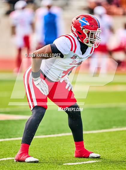 Thumbnail 1 in The Woodlands vs. Duncanville (UIL 6A D1 Football Regional) photogallery.