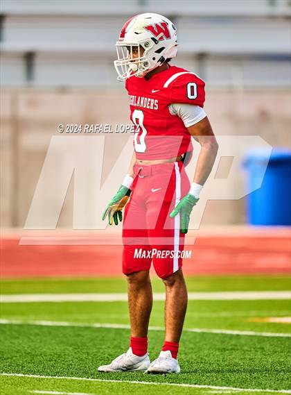 Thumbnail 3 in The Woodlands vs. Duncanville (UIL 6A D1 Football Regional) photogallery.