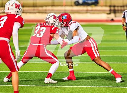 Thumbnail 3 in The Woodlands vs. Duncanville (UIL 6A D1 Football Regional) photogallery.