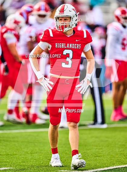 Thumbnail 2 in The Woodlands vs. Duncanville (UIL 6A D1 Football Regional) photogallery.
