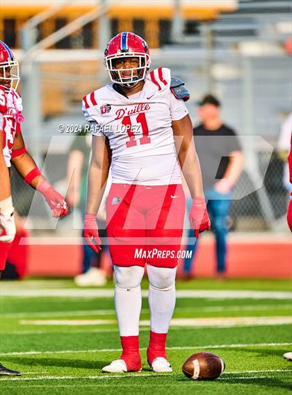 Thumbnail 3 in The Woodlands vs. Duncanville (UIL 6A D1 Football Regional) photogallery.